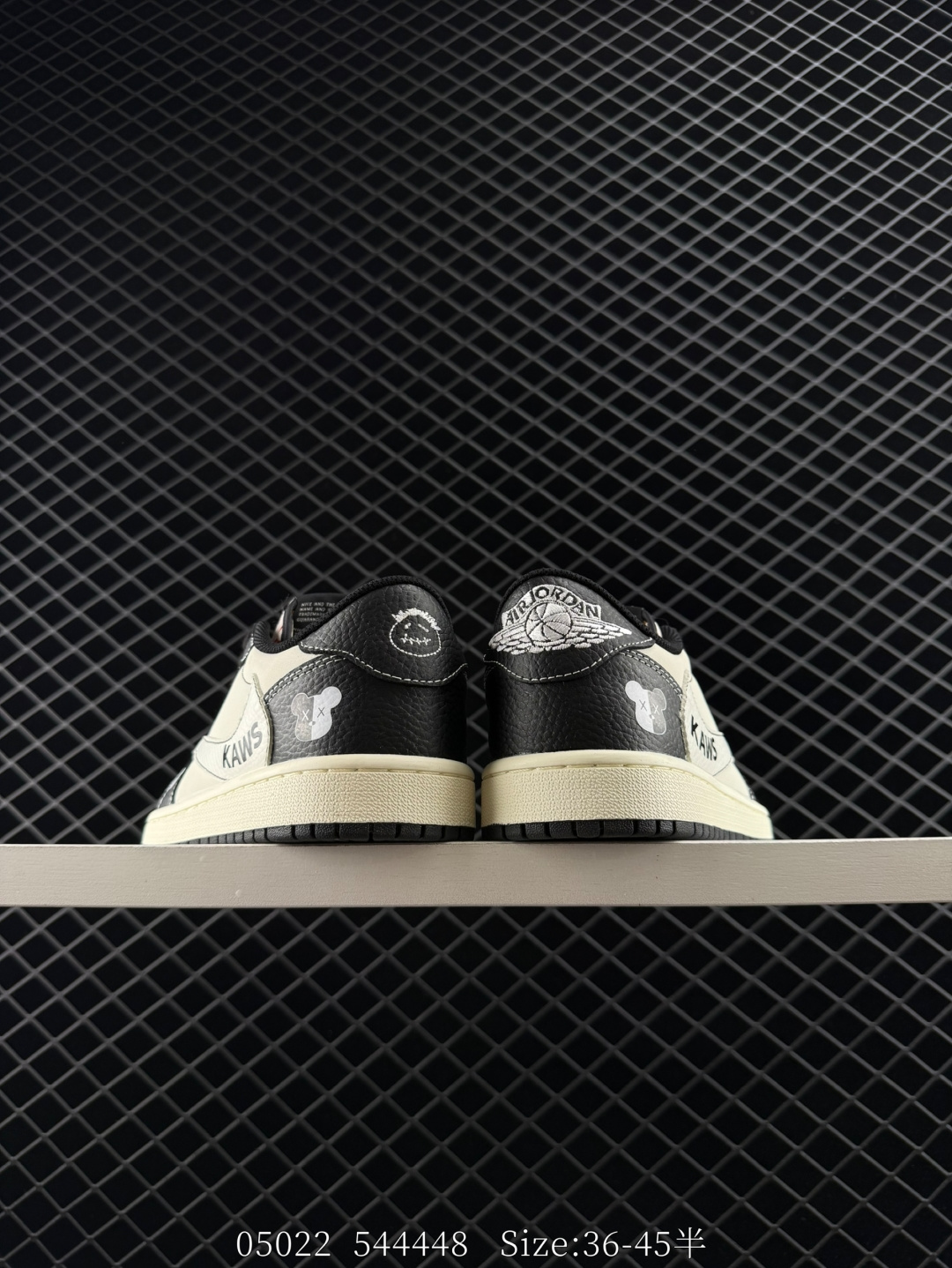 Travis Scott x Air Jordan 1 ” Reverse Mocha “